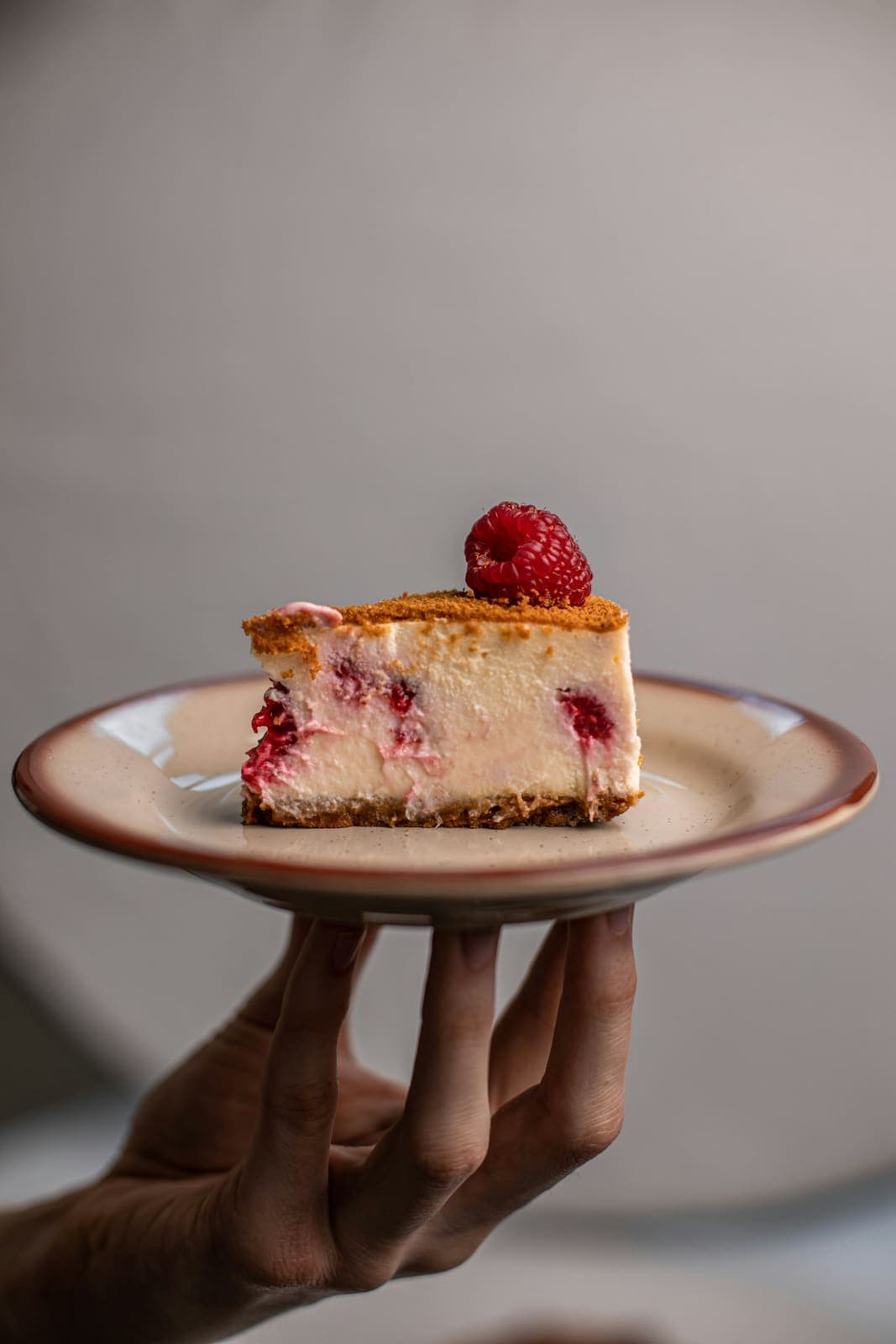 ケーキの皿